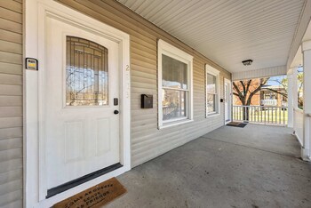 summit scholars suites for 12