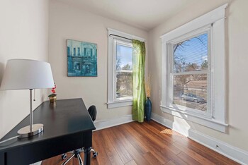 summit scholars suites for 12
