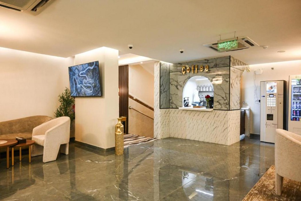 violet hotel