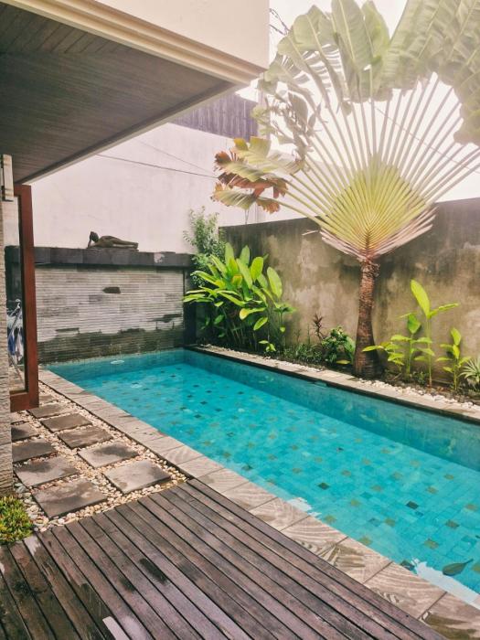 max guest house