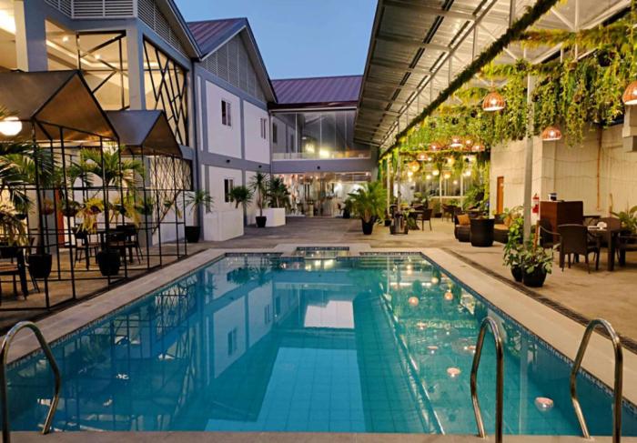 hotel halo angeles city