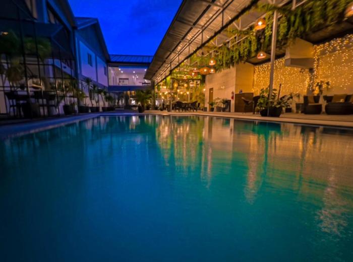hotel halo angeles city