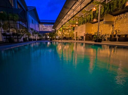 hotel halo angeles city