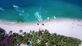 sanya qixili hotel free two wheeled electric bike ride around the island