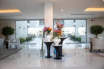 Palm Gate Hotel Suites,,1 star