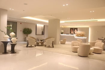 Palm Gate Hotel Suites,,1 star