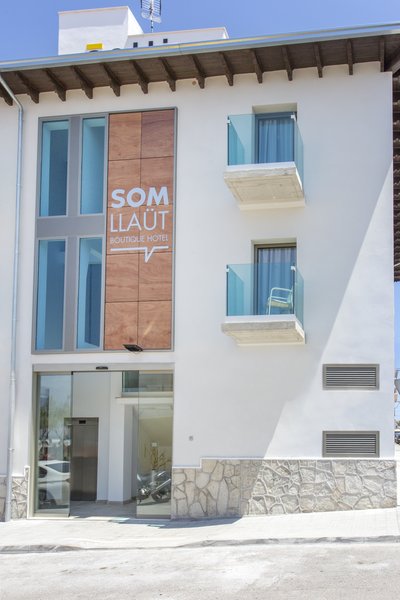 llaut boutique hotel