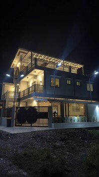 the palawans place bandb