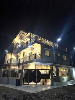 the palawans place bandb