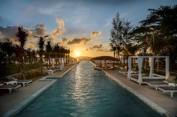 Royal Beach Resort & Residence By Ehm,,5 star
