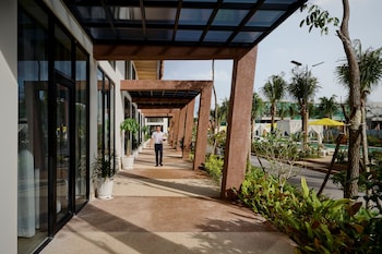 Royal Beach Resort & Residence By Ehm,,5 star