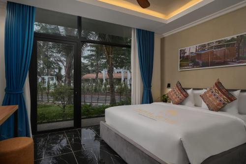 royal beach resort and residence by ehm