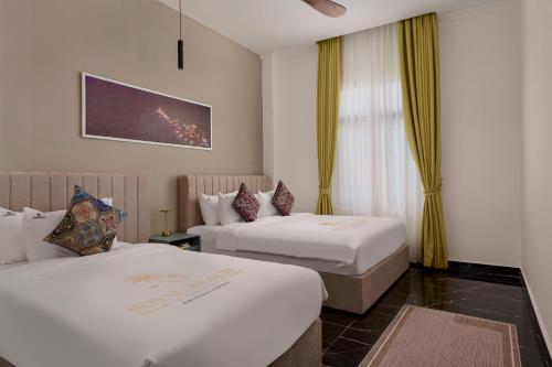royal beach resort and residence by ehm