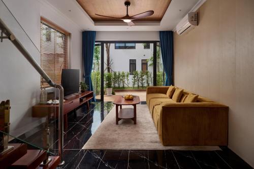 royal beach resort and residence by ehm