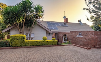 36 alexander guest house