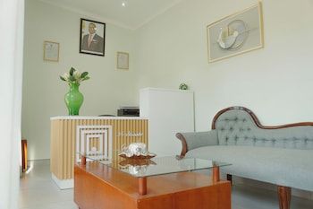 36 Alexander Guest House,,5 star