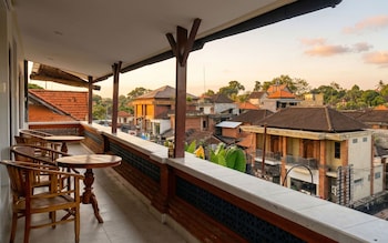rumah rini by rumah weda