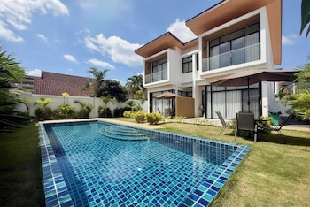 Goldena Twin Kamala,24 Khok Yang Rd, Kamala Beach,4 star