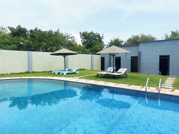 ngare lodge