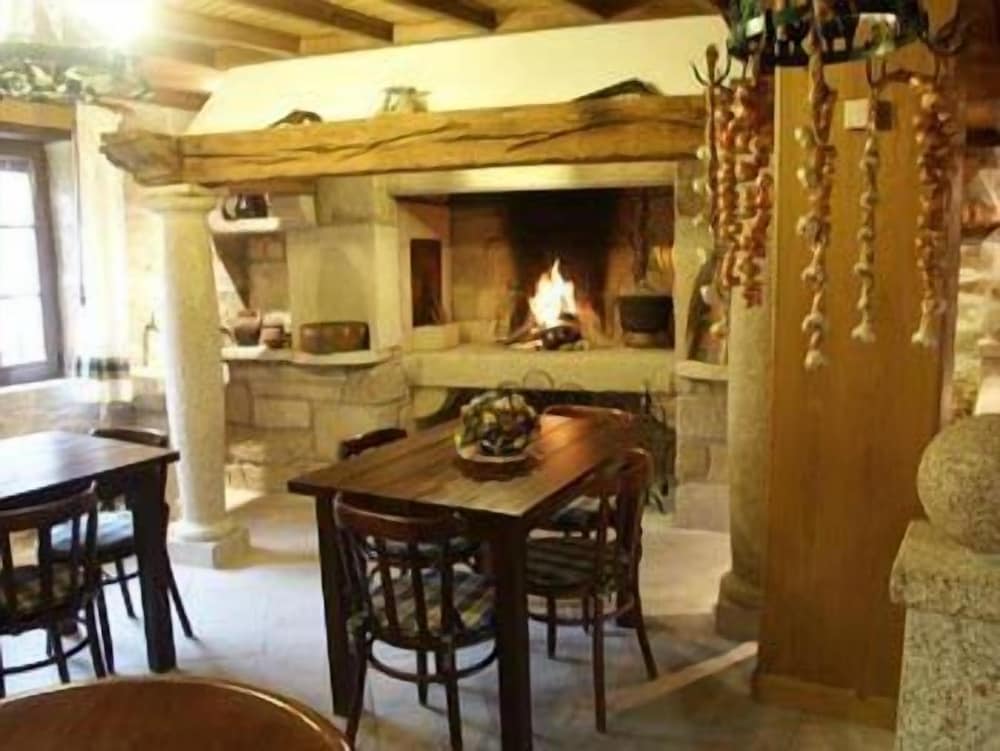 rusticae casa antiga do monte