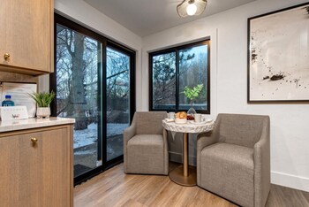 kbm resorts hidden creek bright and airy near canyons cabriolet gas fireplace private hot tub comm summer pool hct 26c