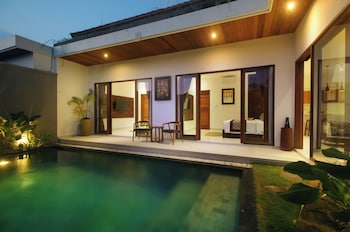 Bougainvillea Villas Cemagi By Parigata,,3 star