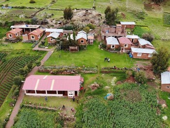 Luquina Uru Uta Lodge Y Homestay,,3 star