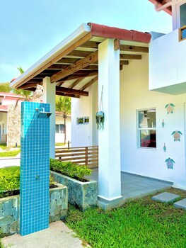 Oceanfront Villa In Amatecampo Beach,,4 star