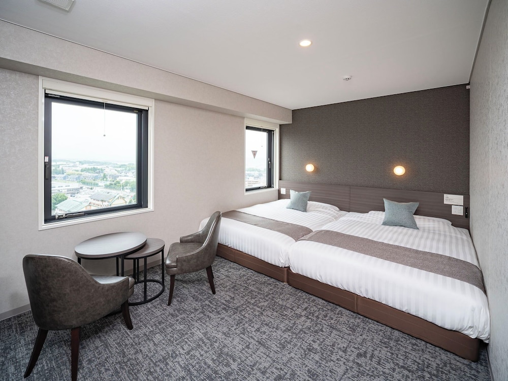 super hotel premier aso kumamoto airport