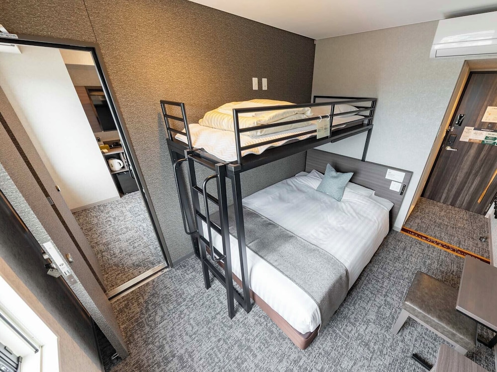 super hotel premier aso kumamoto airport