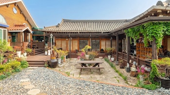 gyeongju silla palace pension