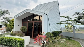 Suncoast Villas,,3 star