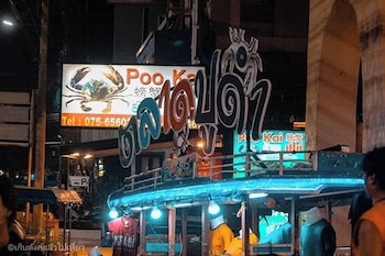 bed station hostel krabi