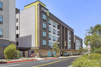 home2 suites by hilton riverside downtown convention center