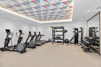 home2 suites by hilton riverside downtown convention center