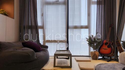 millerz square family rooms by twofive