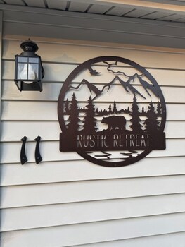 whispering woods cabins and grill