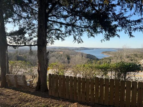 whispering woods cabins and grill