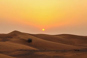 sunset luxury camps
