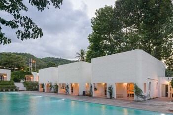 villa la flora kaeng krachan
