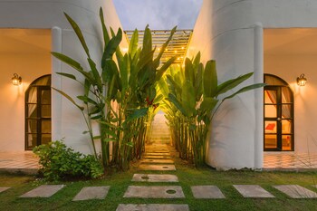 villa la flora kaeng krachan