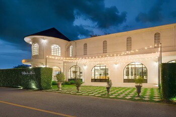 villa la flora kaeng krachan