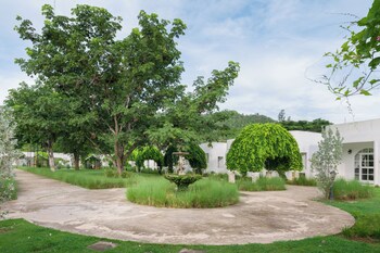 villa la flora kaeng krachan