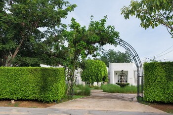 villa la flora kaeng krachan