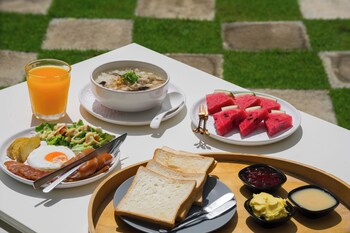villa la flora kaeng krachan