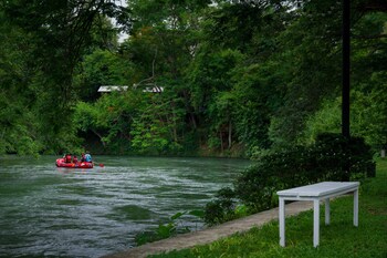 villa la flora kaeng krachan