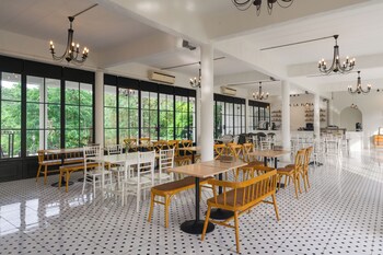 villa la flora kaeng krachan