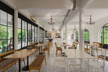 villa la flora kaeng krachan
