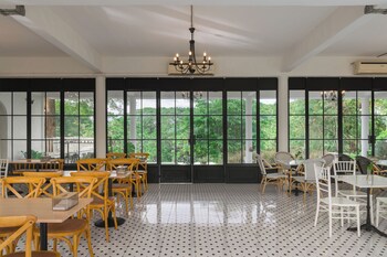 villa la flora kaeng krachan
