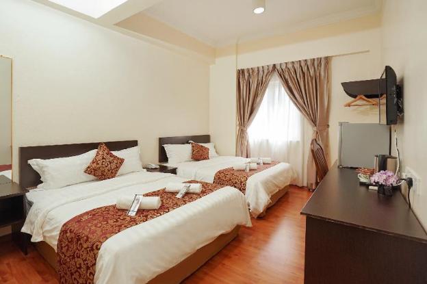 rj hotel kulai